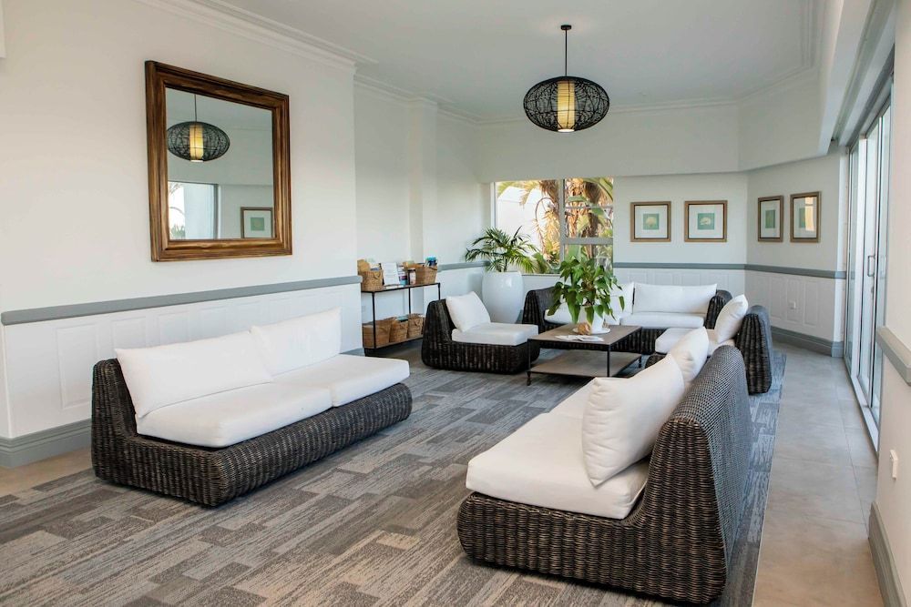 Pacific Plaza Apartments 2