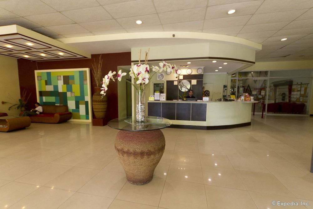 Holiday Spa Hotel 2