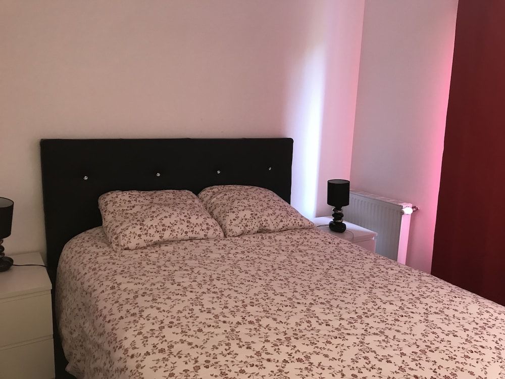 Avenue de Général de Gaulle Guesthouse 2