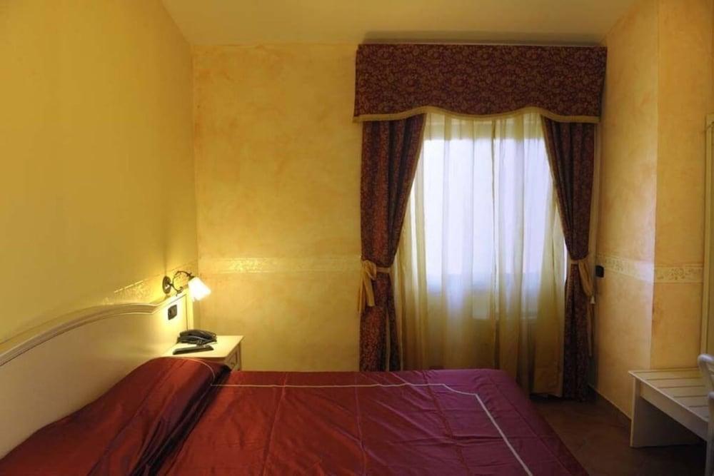 Hotel Rocchi 2