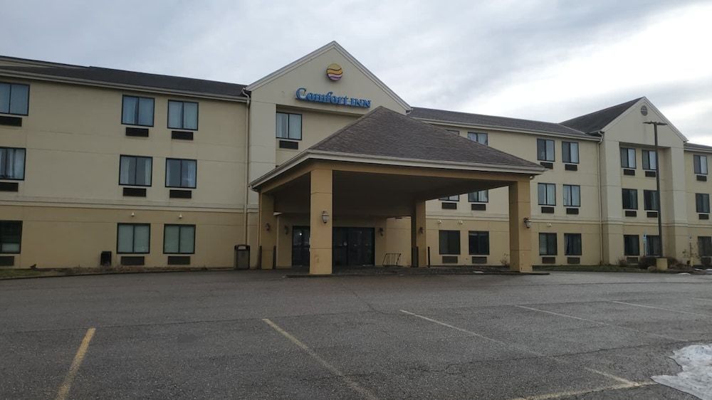 Cambridge Inn by Capital O near I-70 I-77 1