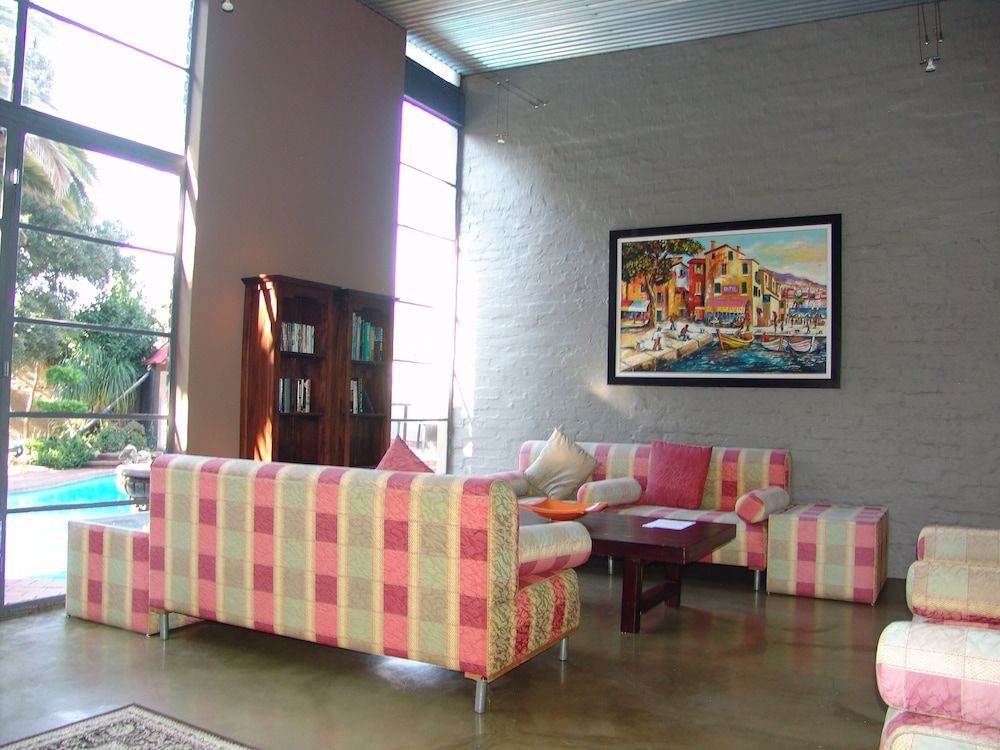 African Moon Corporate House 2