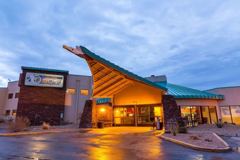 Hualapai Lodge 1