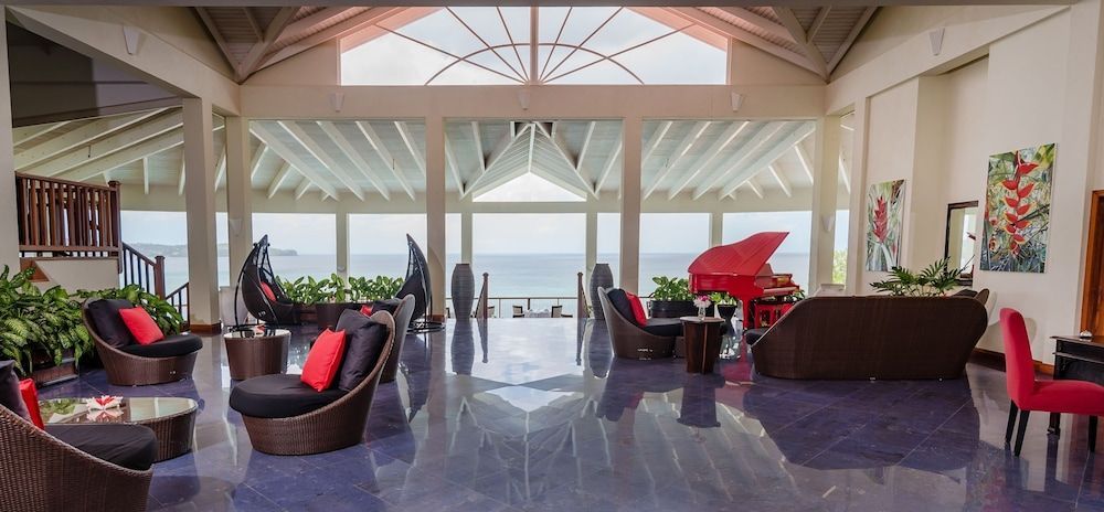Calabash Cove Resort And Spa - Adults Only 2