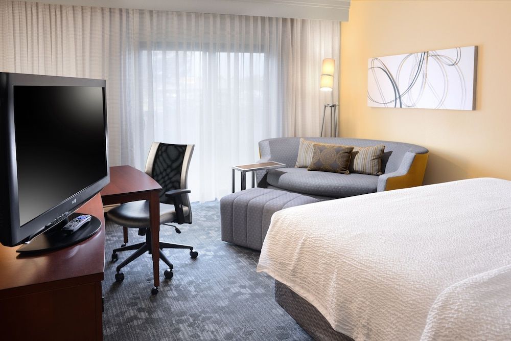 SureStay Plus by Best Western Oklahoma City Airport 1