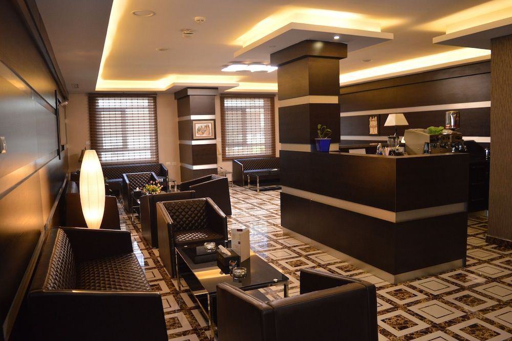 Tilal Almadina Hotel & Suites 1