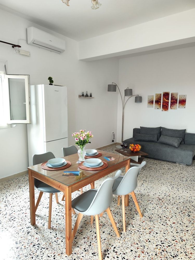 Oasis Apartments 2