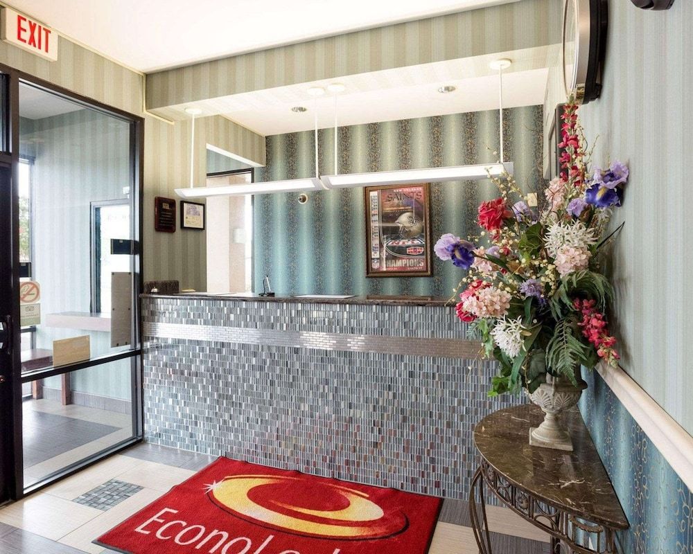 Rodeway Inn & Suites New Orleans Gentilly 2