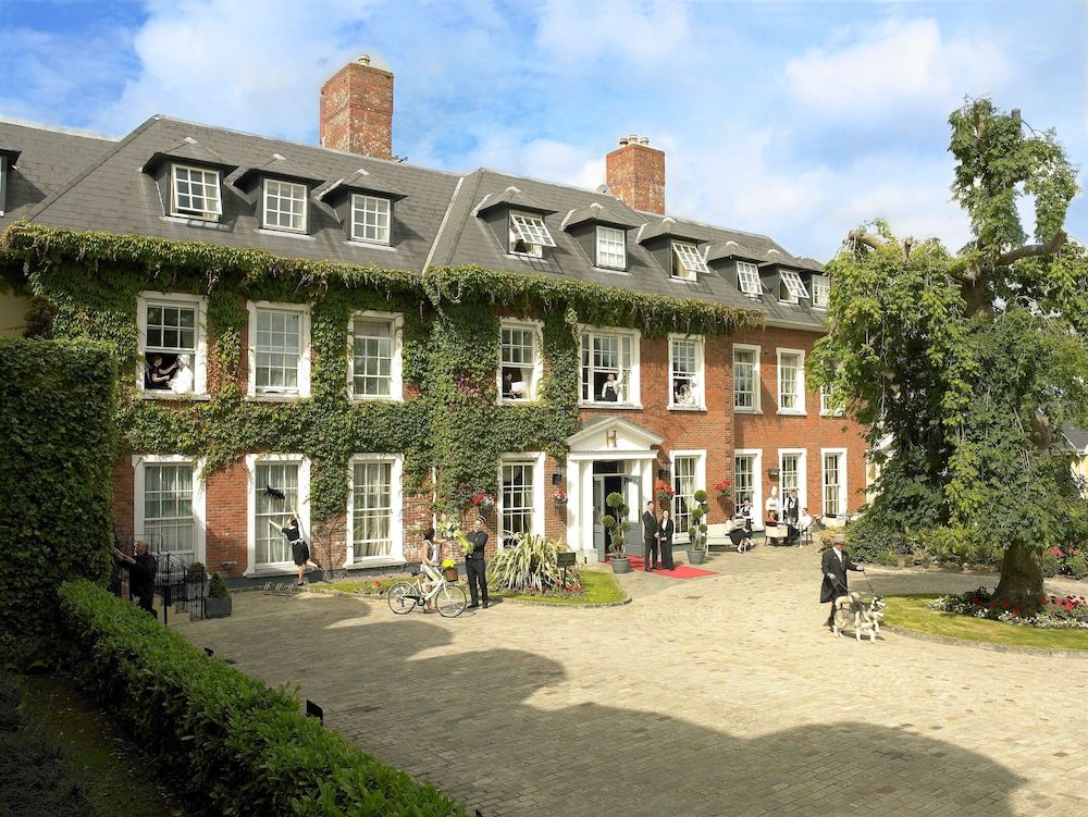 Hayfield Manor 1