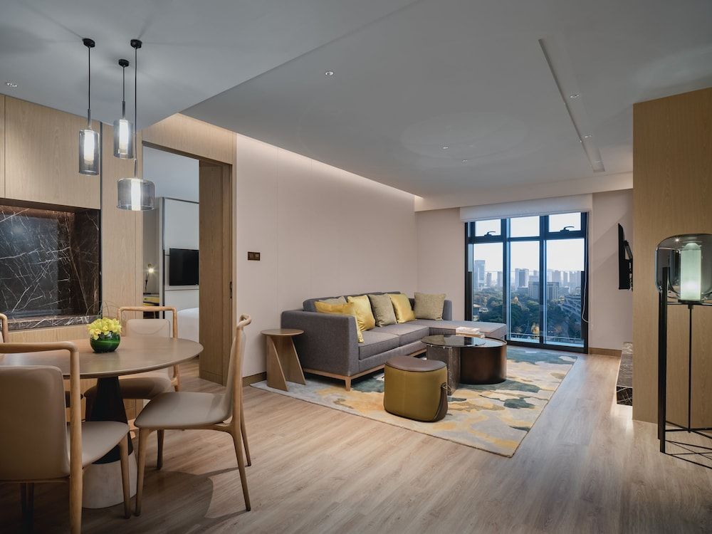 Holiday Inn & Suites Kunshan Huaqiao by IHG - F1 Racing Preferred Hotel 2