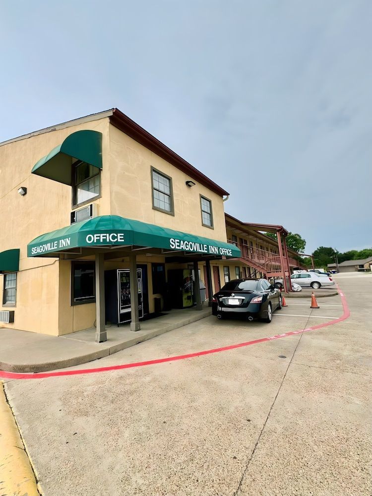 Seagoville Inn 1