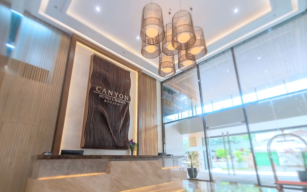 Canyon Hotels & Resorts Boracay 1