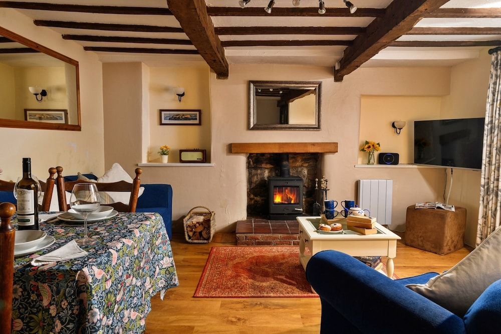 The Cottage in Greystoke has 2 Bedroom 1