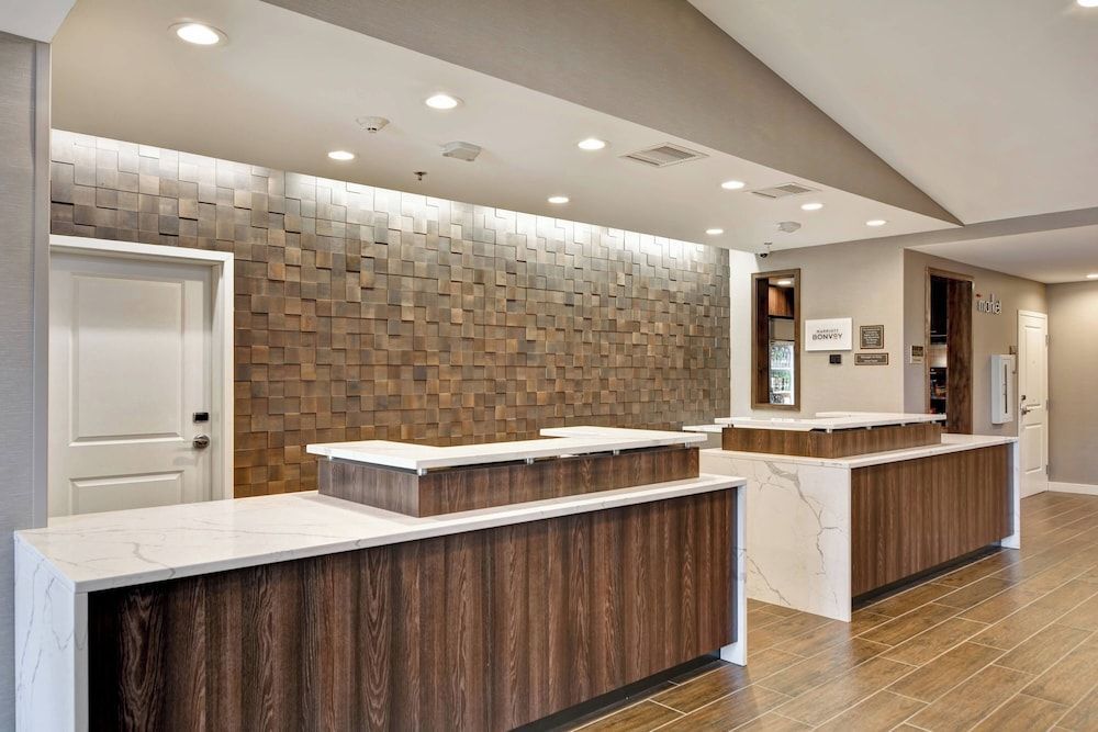 Residence Inn by Marriott Cleveland Airport/Middleburg Heights 2