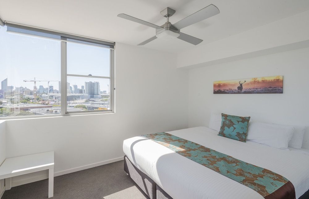 Eastwood Apartments 2