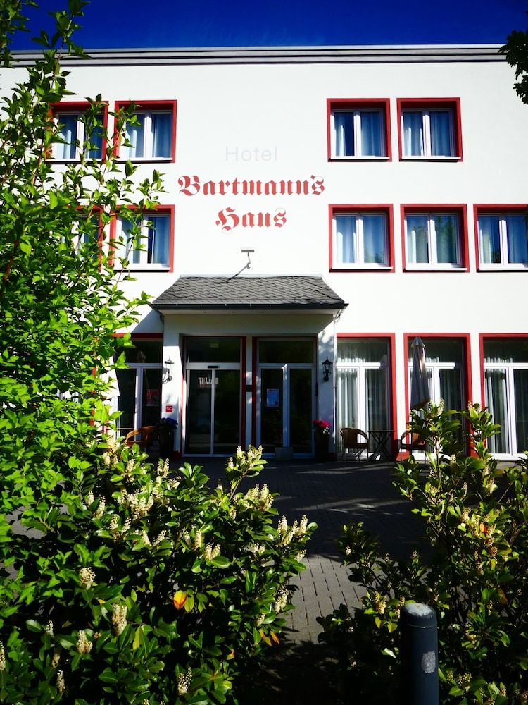 Bartmanns Haus & Schwan GmbH 1