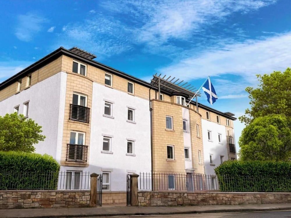 Edinburgh Aparthotel 1