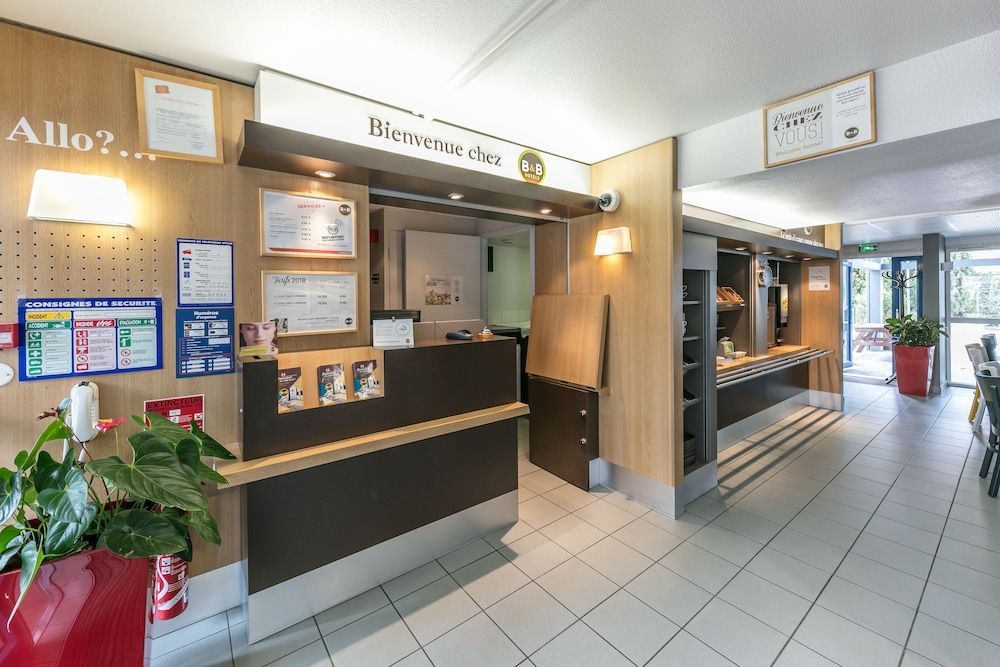 B&B HOTEL Toulouse Cité de l'Espace Mouchotte 2