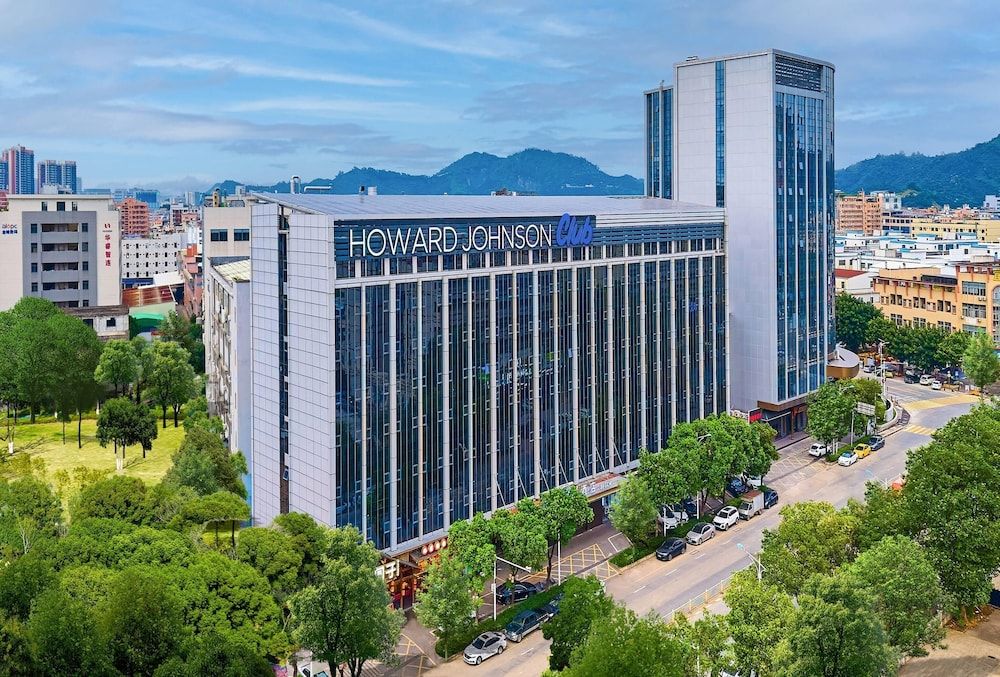 Howard Johnson By Wyndham Club Hotel Songshan Lake Dongguan 1