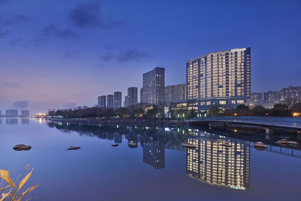 Hilton Suzhou Yinshan Lake 1