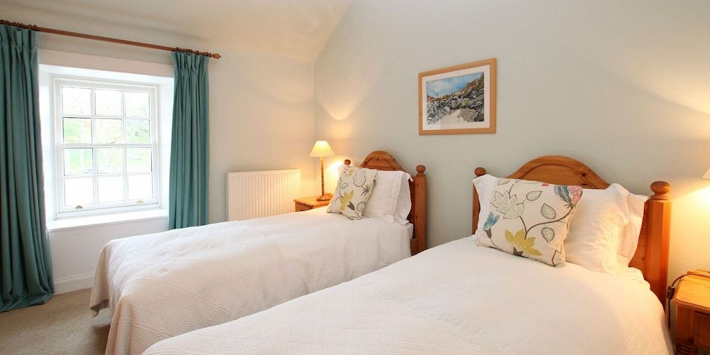 The Colonsay Hotel 1