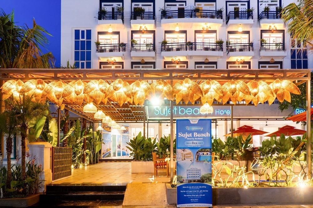Sujet Beach Hotel and Apartment Danang by Haviland 2