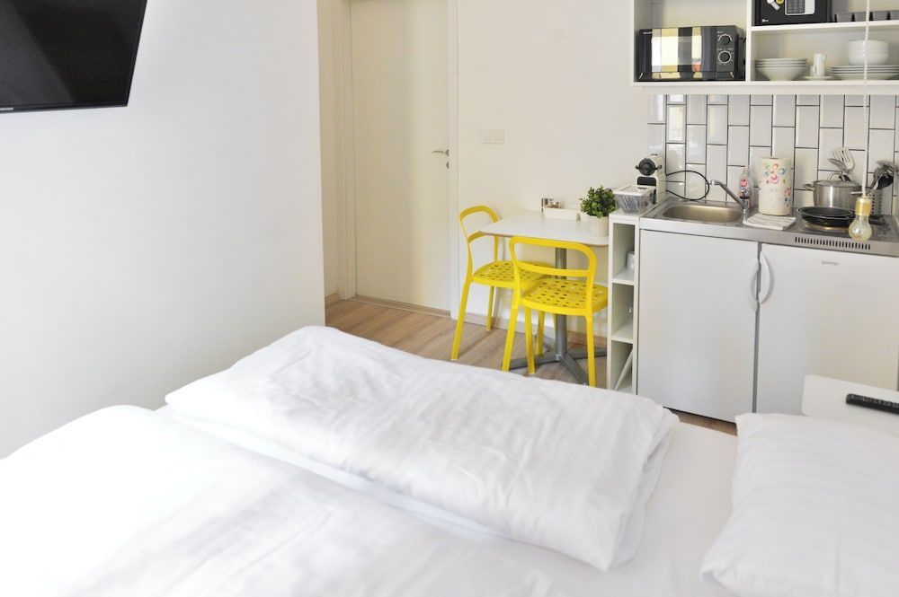 Rumor Apartments 2