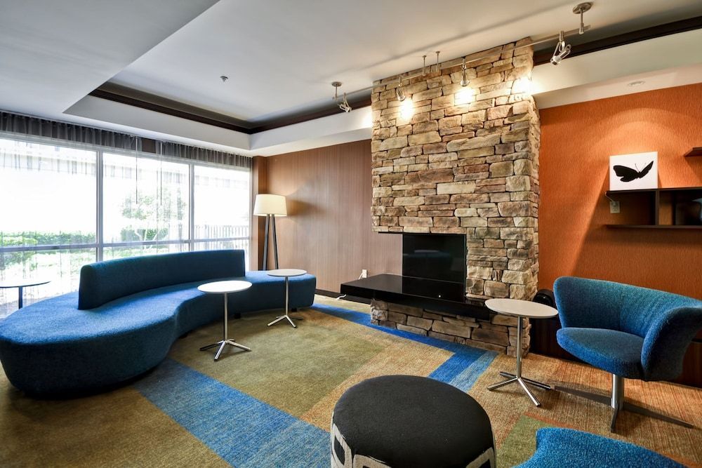 Fairfield Inn & Suites Dallas Medical/Market Center 2