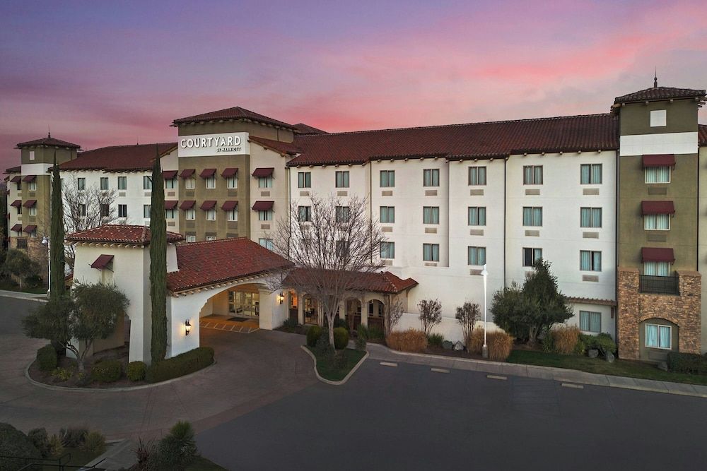 Courtyard by Marriott Paso Robles 1