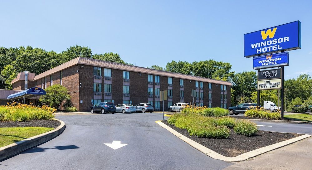 Windsor Hotel 1