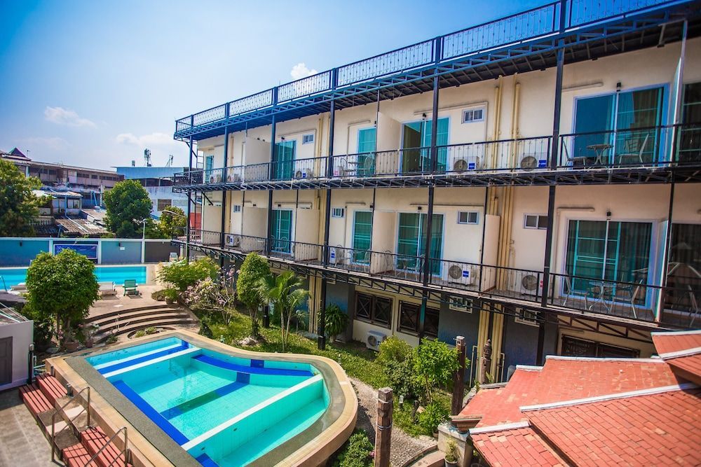 Prince Hotel Chiang Mai 1