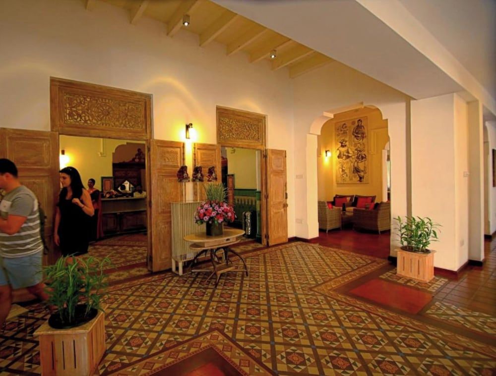 Thilanka Hotel 2