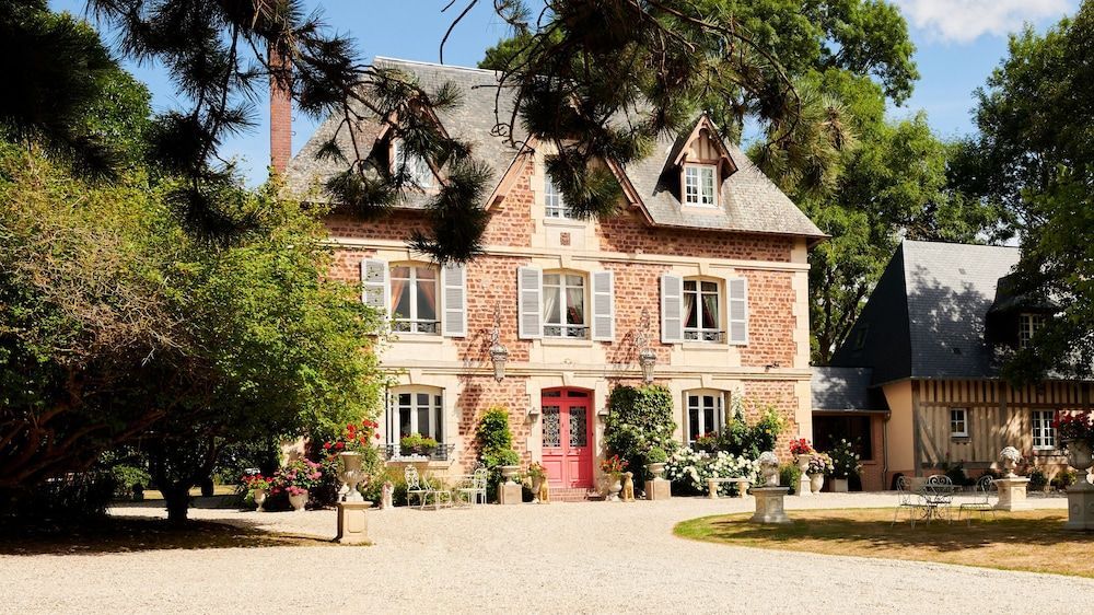 Manoir des Lions de Tourgéville 1