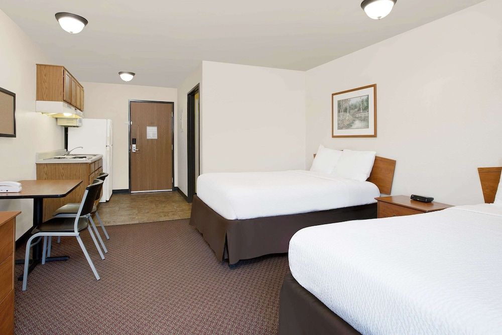 WoodSpring Suites Fort Worth Forest Hill 1