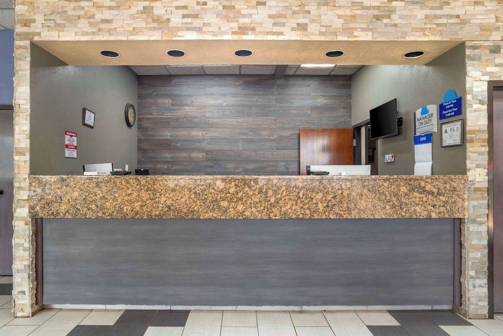 Quality Inn near Speedway 2