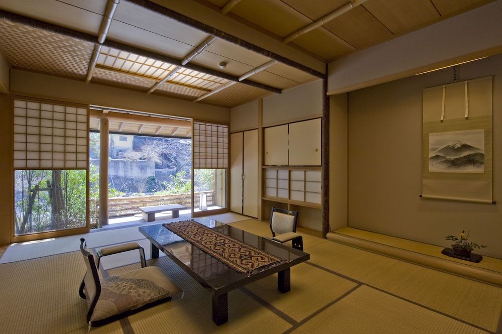 Nishiyama Onsen Keiunkan 2