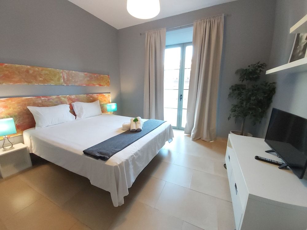 Del Parque Flats Central 1
