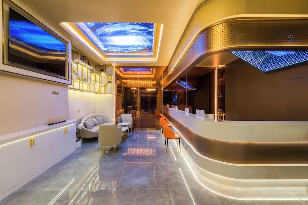 Dequan Luxury CBD Hotel 2