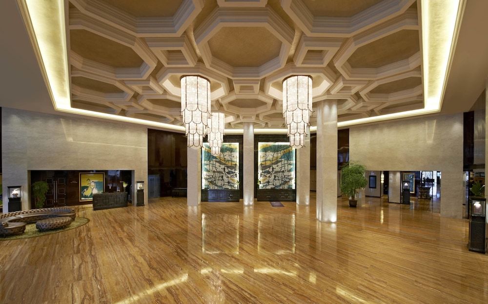 Sheraton Shanghai Waigaoqiao Hotel 2