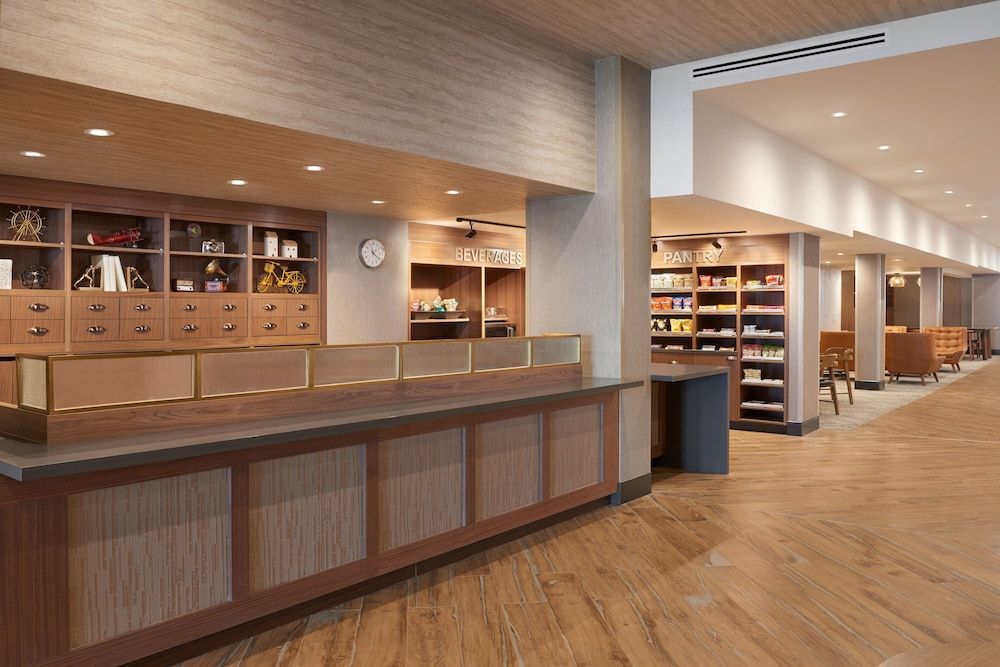 Four Points by Sheraton Point Edward Sarnia 2