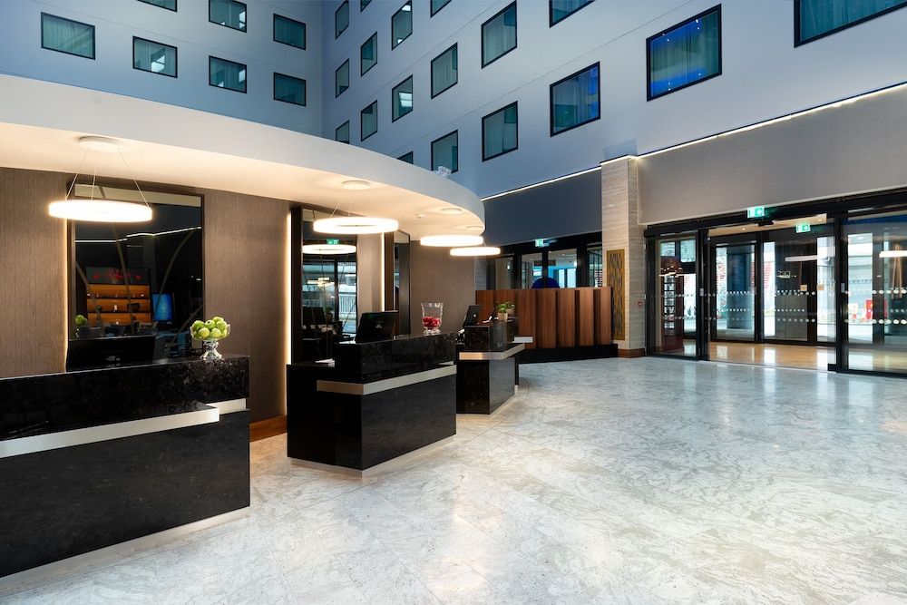 Crowne Plaza LONDON HEATHROW T4 by IHG 2
