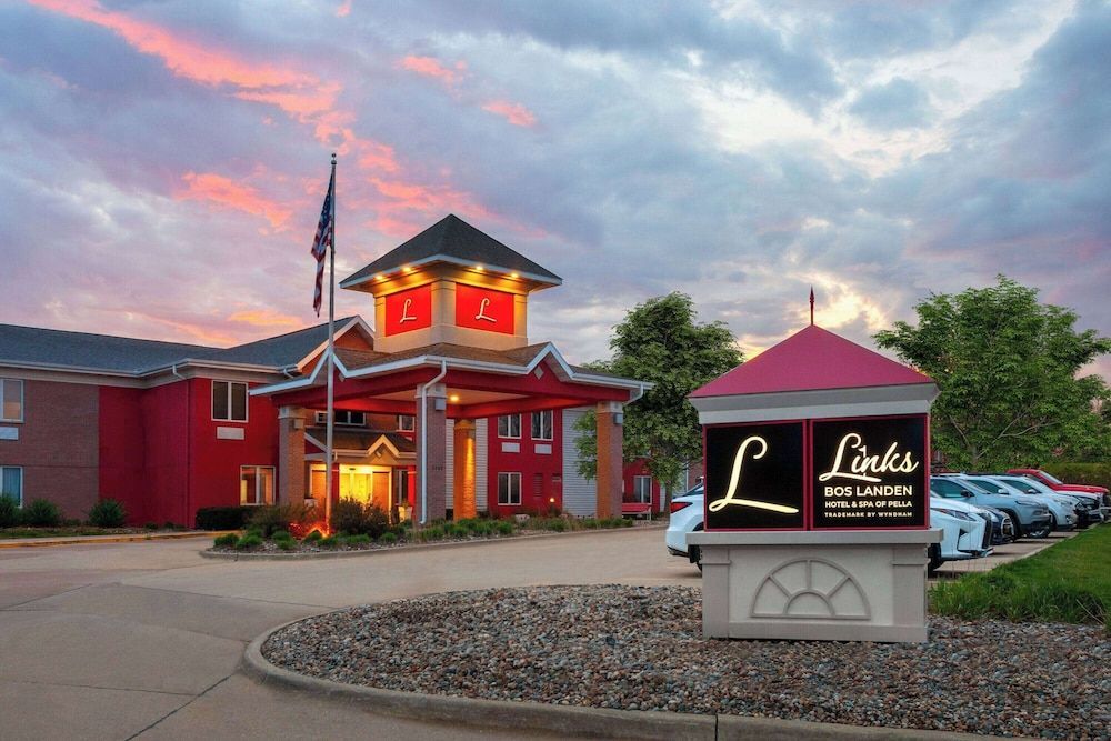 Links Bos Landen Hotel & Spa of Pella, Trademark by Wyndham 1