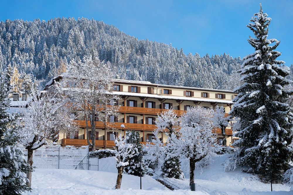 Villars Lodge 1