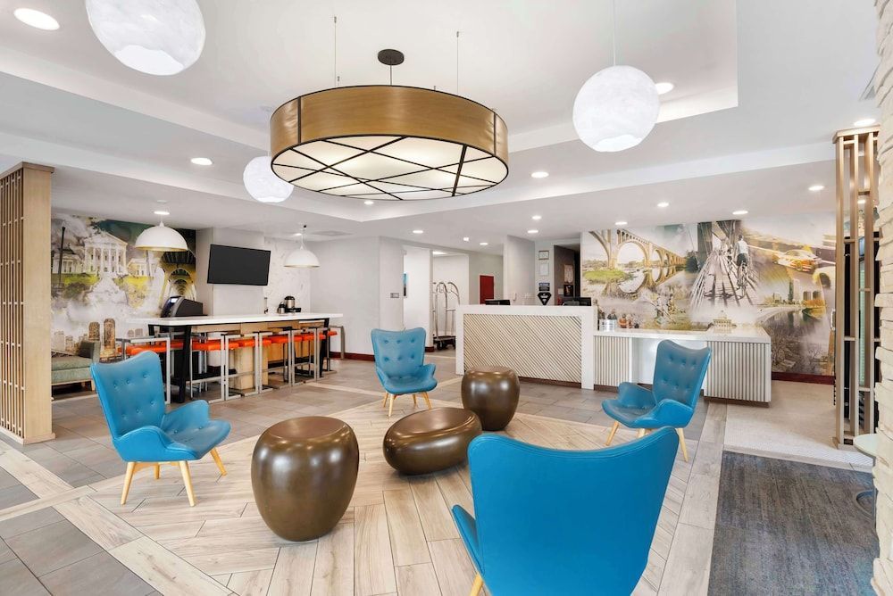 Best Western Premier Richmond City Gateway 2