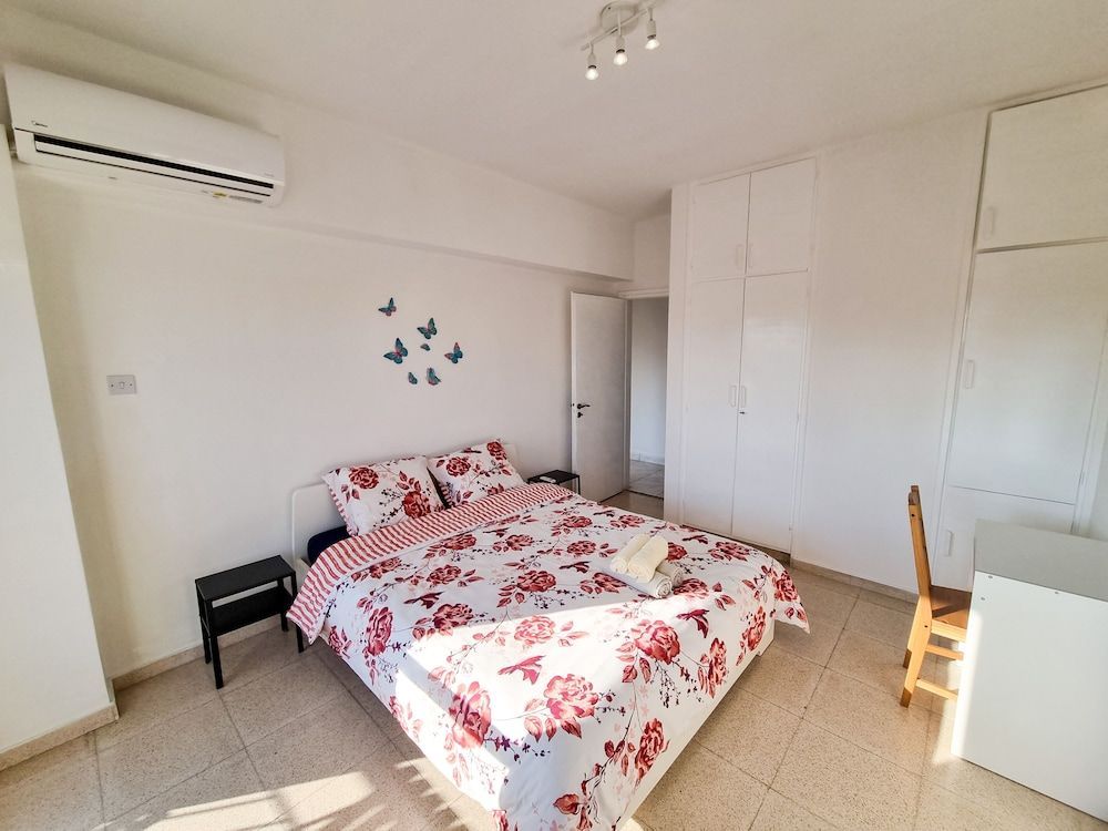 City View Rooms 2