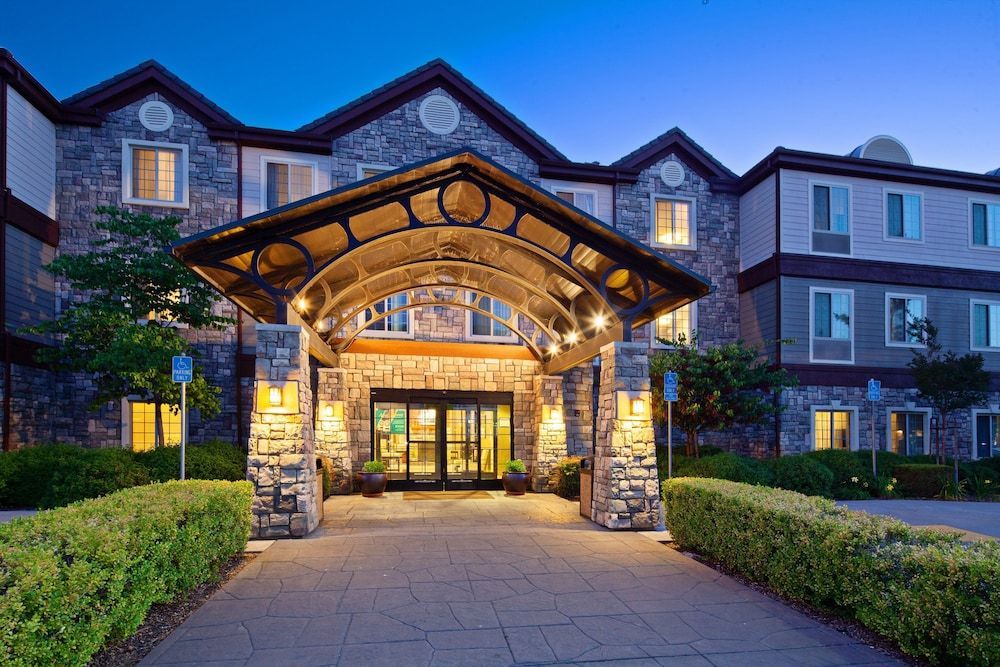 Staybridge Suites FAIRFIELD NAPA VALLEY AREA by IHG 1
