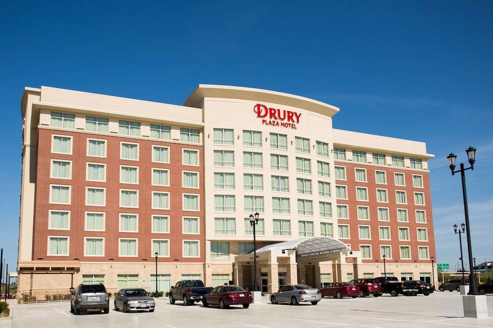 Drury Plaza Hotel St. Louis St. Charles 1