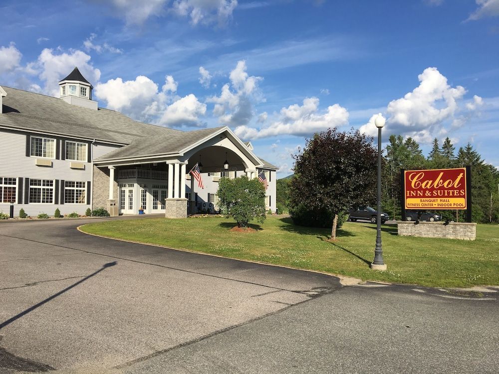 Cabot Inn & Suites 1