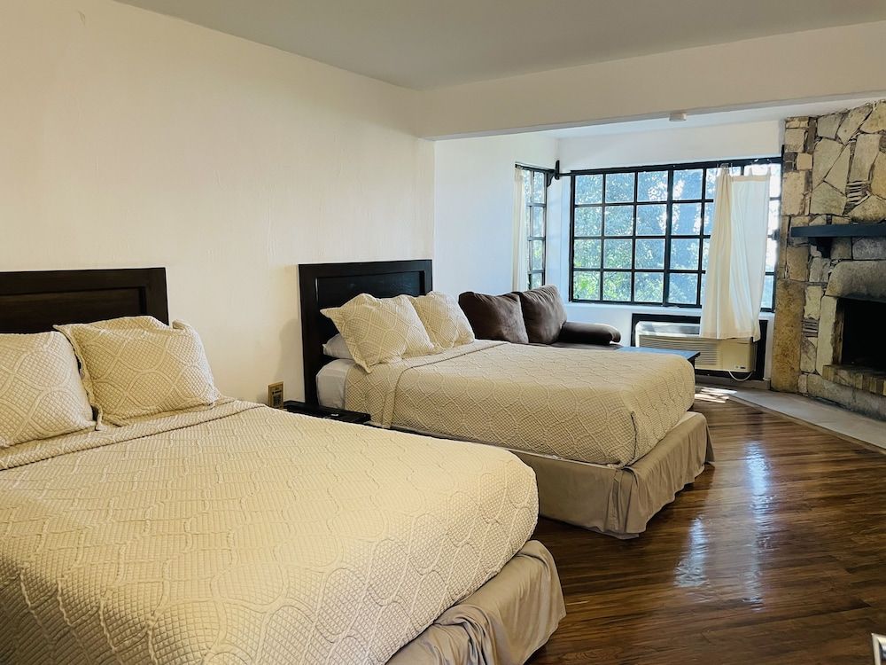 Hotel Chipinque 2