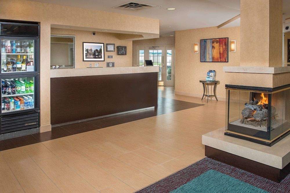 Sonesta ES Suites Charleston 2